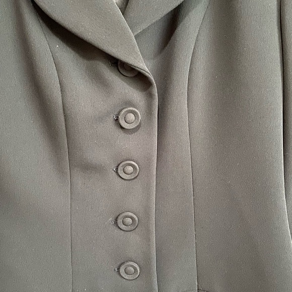 Herbert Grossman 4P Black Skirt Suit With Skirt and Jacket - Picture 4 of 8